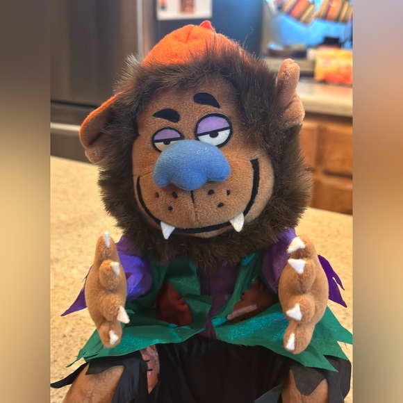 Monster Bash Werewolf 1997 Plush & Dragon Skull Candy Bowl -Bundle - Picture 13 of 16